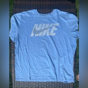 Nike t-shirt